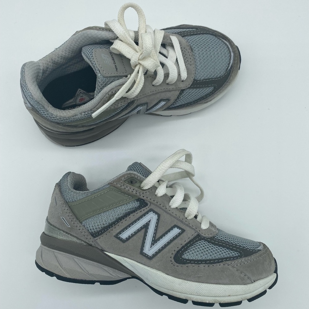 Little Kids Gray New Balance 990s size 11
